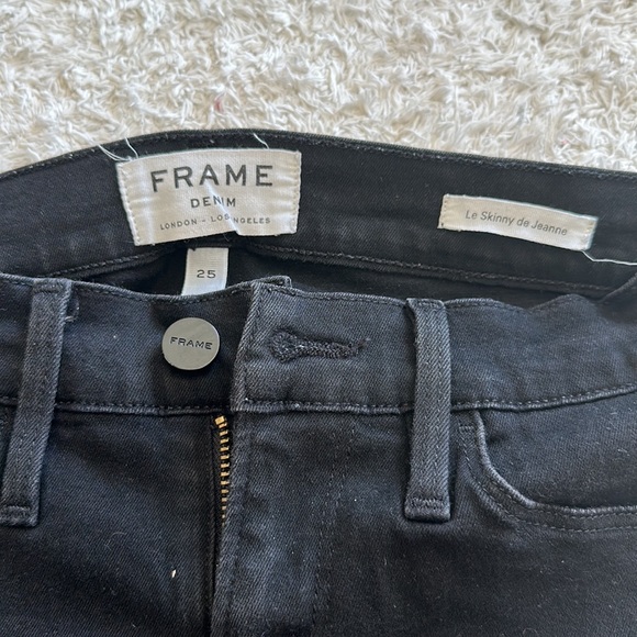 Frame skinny black jeans with knee holes - Picture 5 of 6